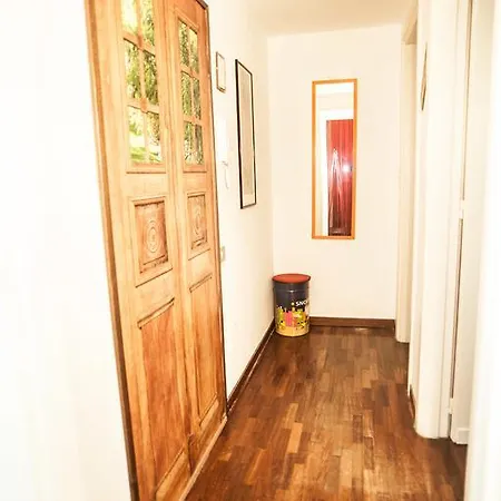 Appartamento Interno 6 *
