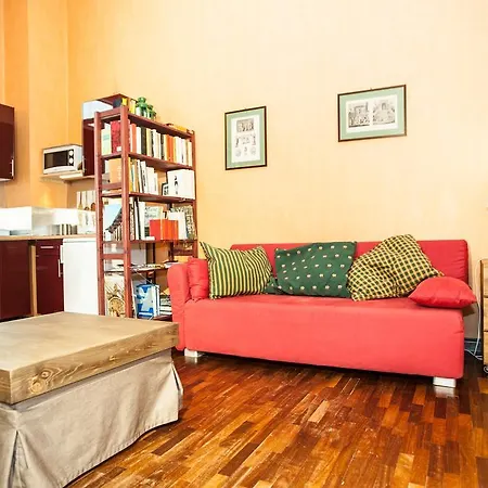 Interno 6 Apartment *